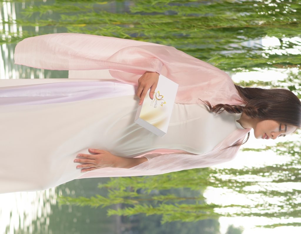 Khăn Lụa Tơ Tằm Cao Cấp