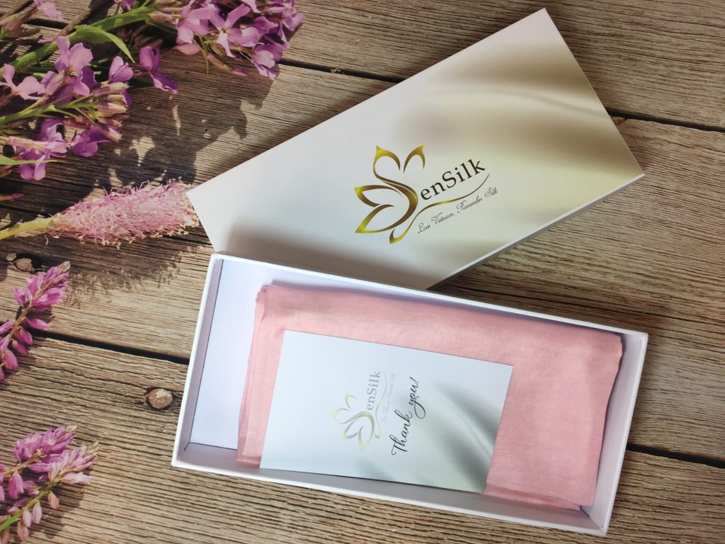 Khăn Lụa Tơ Tằm Cao Cấp