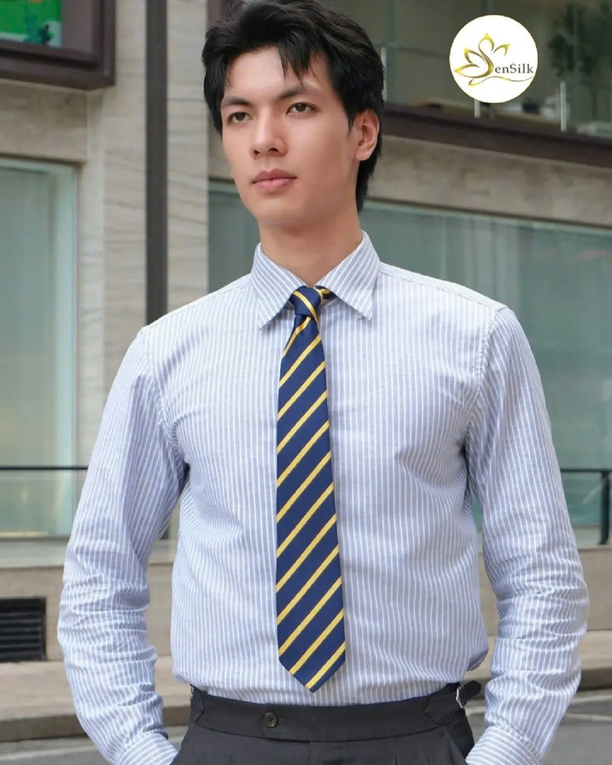 Cà vạt lụa SenSilk mã Cavat03 với thiết kế thanh lịch, phù hợp phong cách công sở và sự kiện