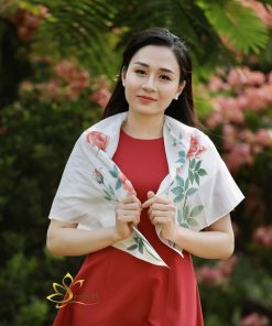Khăn Lụa Cao Cấp Vẽ Tay Hoa Hồng SenSilk