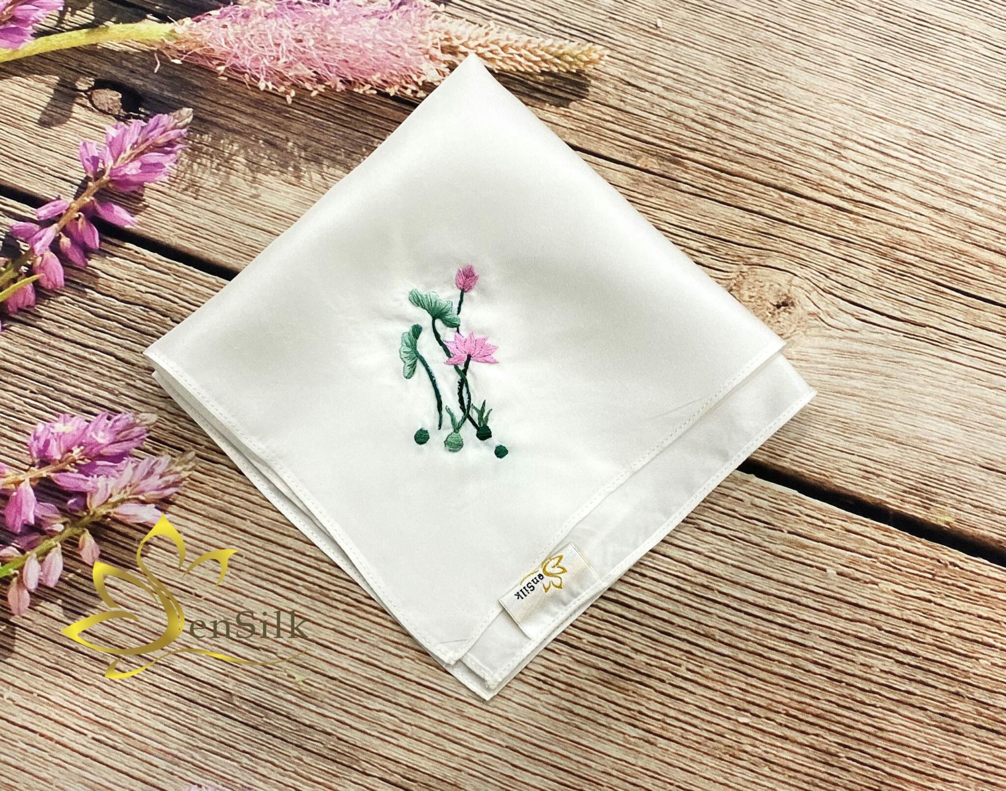 Khăn Tay Lụa Thêu Hoa Sen - Quà Tặng Người Nước Ngoài