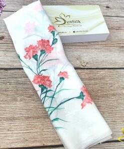 Khăn Lụa Vuông Vẽ Cẩm Chướng - Quà Tặng Tình Yêu SenSilk
