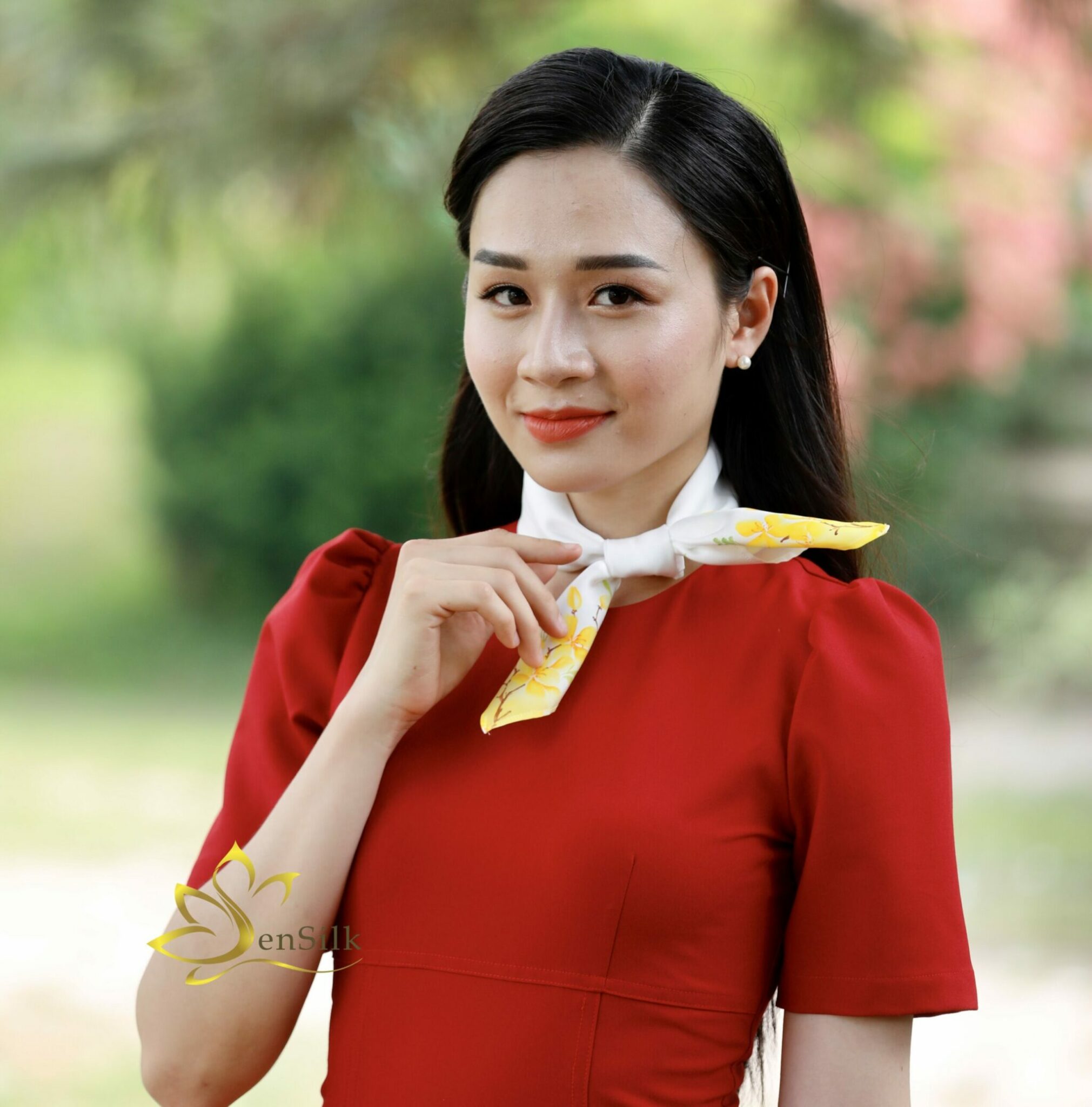 Khăn Lụa Thắt Nơ Cổ -  Vẽ Tay Mai Vàng SenSilk