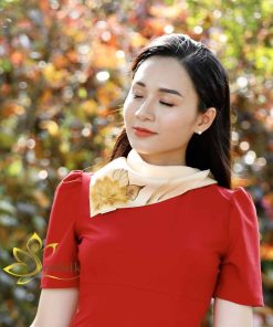 Khăn Lụa Vuông Tơ Tằm Vẽ Tay SenSilk – Hoa Dahlia Độc Bản