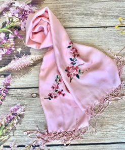 Khăn Lụa Tơ Tằm Thêu Thủ Công Họa Tiết Hoa Đào SenSilk