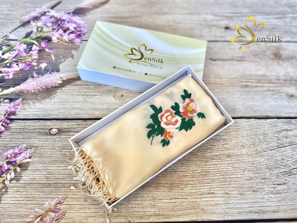 Khăn Lụa Tơ Tằm Cao Cấp