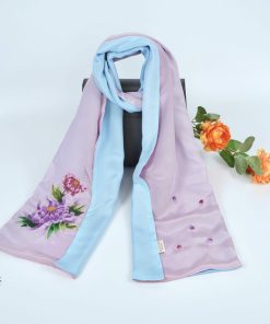 Khăn Lụa 2 Màu Thêu Tay Hoa Cúc - 2022 SenSilk Collection
