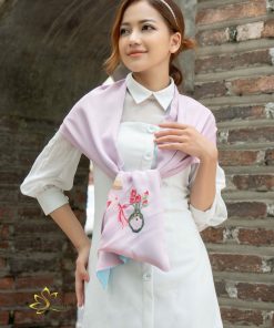 Khăn Lụa Tơ Tằm Thêu Tay Nón Lá Hoa Sen Việt Nam
