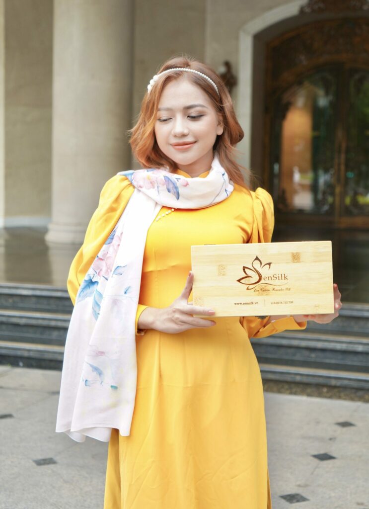 Khăn Lụa Tơ Tằm Cao Cấp | SenSilk