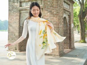 Khăn Lụa Vẽ Tay Cao Cấp