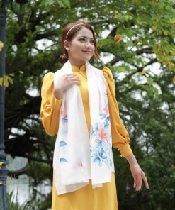 Khăn Lụa Vẽ Tay Hoa Mẫu Đơn SenSilk - Quà Tặng Mẹ - Handmade Gift