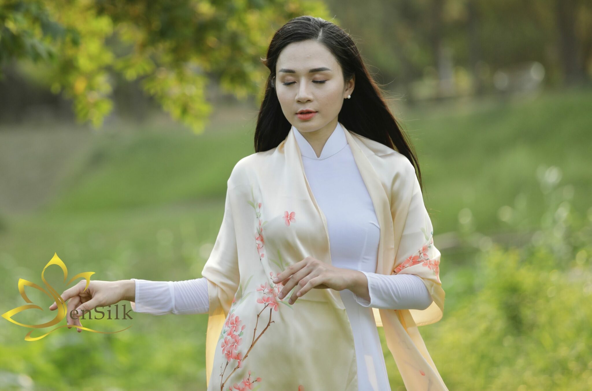 SenSilk | Khăn Lụa Tơ Tằm Cao Cấp
