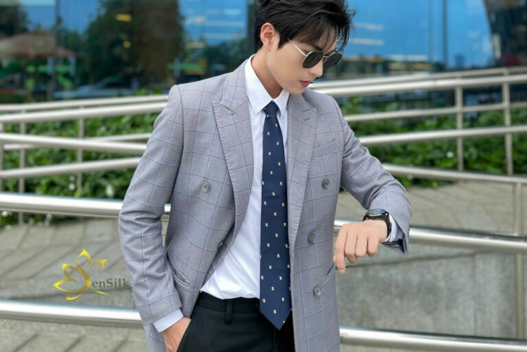 Cà Vạt Lụa SenSilk: Sự Tinh Tế Cho Đẳng Cấp Quý Ông