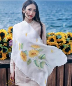 Khăn Lụa Độc Bản Sen Silk Vẽ Tay Hướng Dương - Top Quà Lưu Niệm Việt Nam