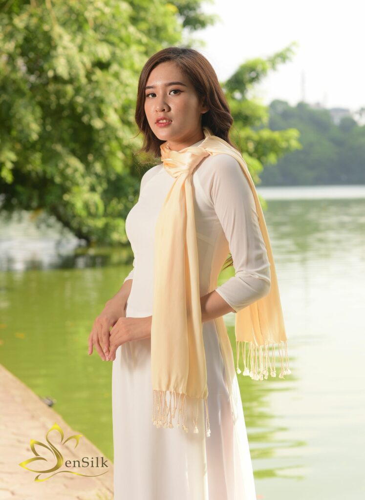 Khăn Lụa Tơ Tằm Cao Cấp