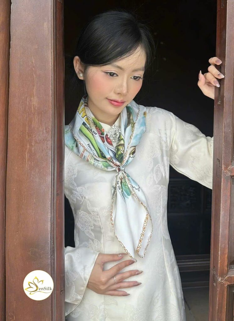 Khăn Lụa Tơ Tằm Cao Cấp
