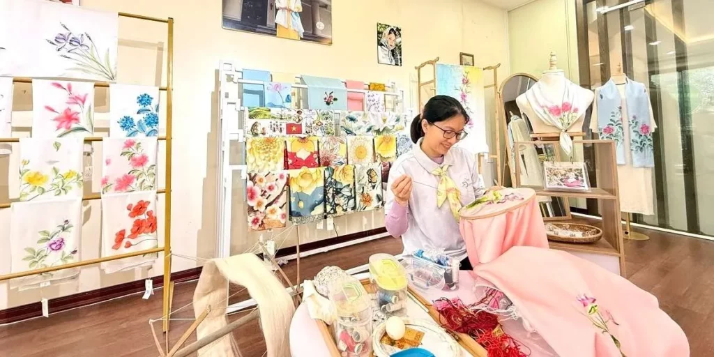 SenSilk | Khăn Lụa Tơ Tằm Cao Cấp