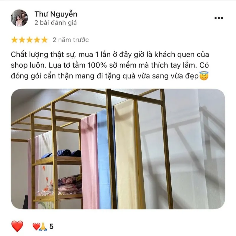 Khách hàng Thư Nguyễn đánh giá 5 sao chất lượng khăn lụa tơ tằm SenSilk trên Google Maps