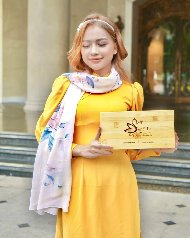 Quà Tặng Lụa & Phụ Kiện