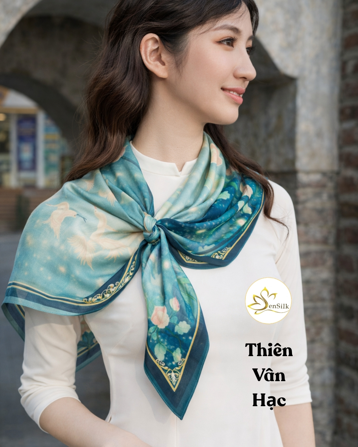 Khăn lụa tơ tằm in kỹ thuật số Thiên Vân Hạc SenSilk 65x65cm printed silk scarf