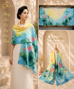 Tác phẩm khăn lụa Thủy Ấn độc bản Áng Sen Mai được chế tác trên lụa tơ tằm Bảo Lộc