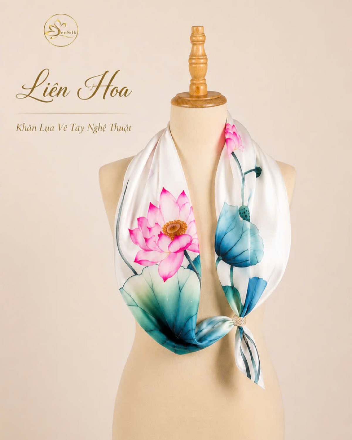 Khăn lụa tơ tằm vẽ tay họa tiết hoa sen Liên Hoa