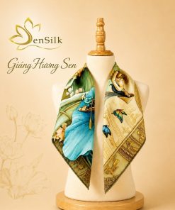 Khăn Lụa Vuông In 3D Giáng Hương Sen của SenSilk trưng bày trên mannequin, nổi bật họa tiết hoa sen và văn hóa Việt